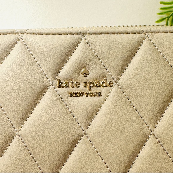 Kate Spade Quilted White Cream Beige Leather Zip Around Wallet NWT - Picture 6 of 13